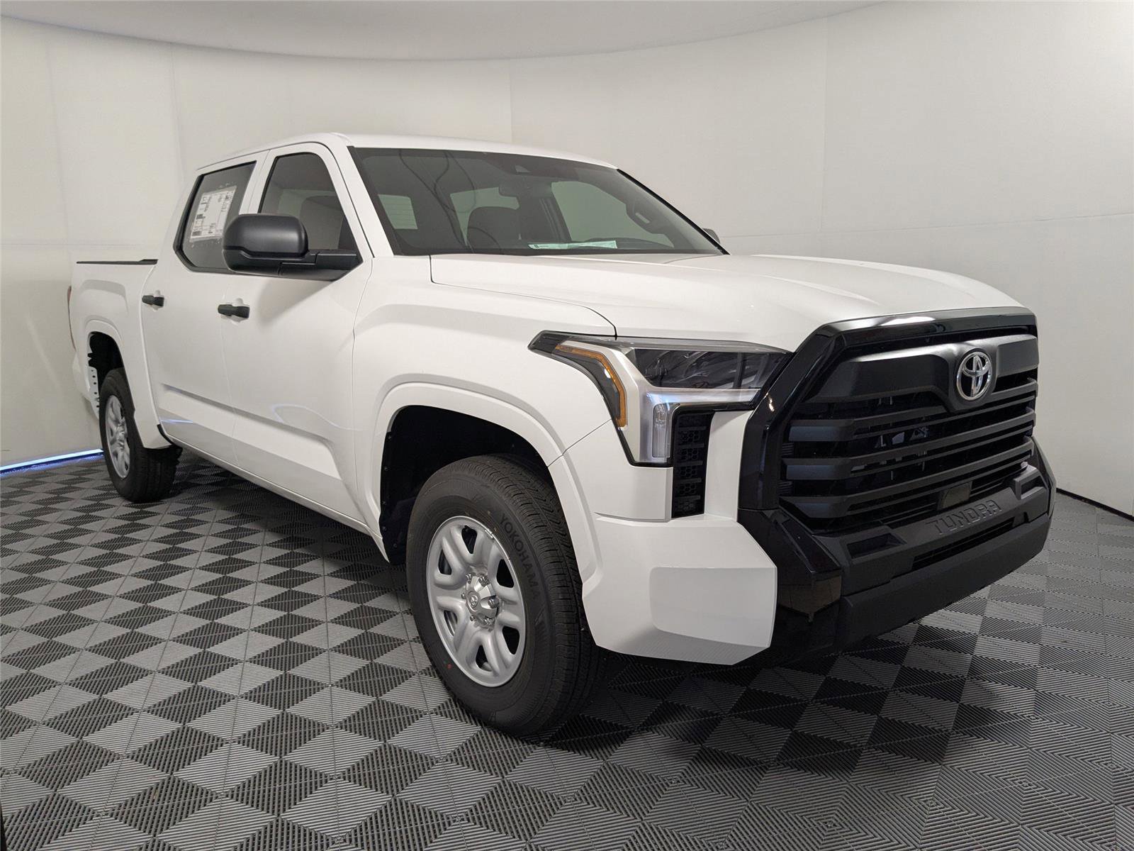 New 2026 Toyota Tundra SR image 19