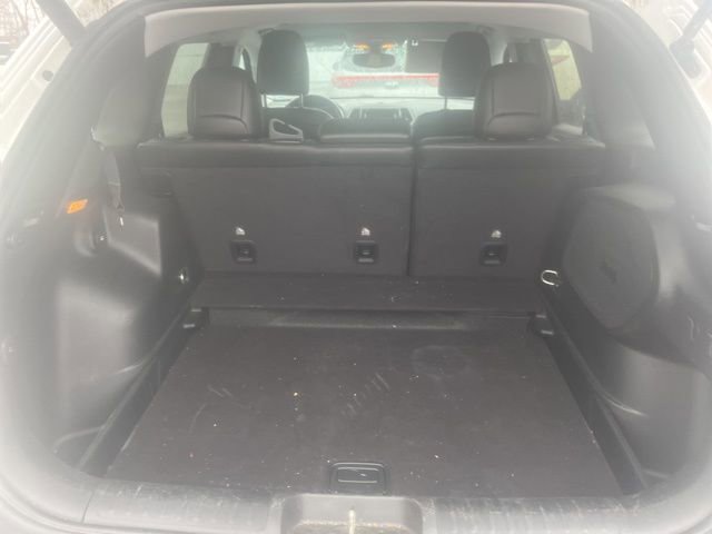 Used 2020 Jeep Cherokee Limited AWD/4WD image 24