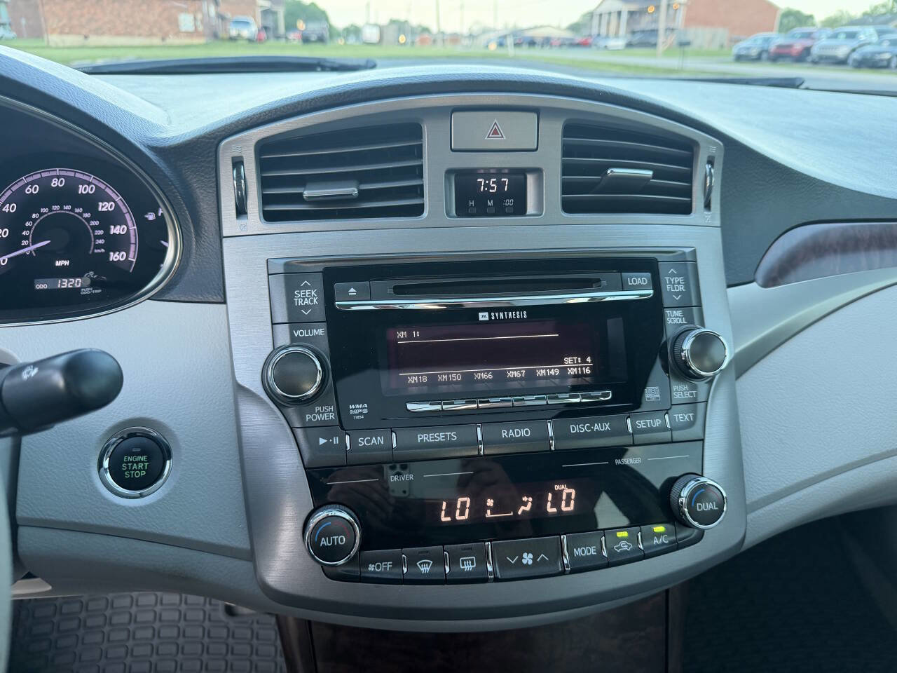 Used 2011 Toyota Avalon Limited FWD image 40