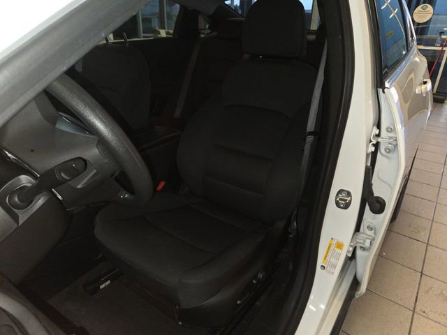 Used 2024 Chevrolet Malibu LT FWD image 11