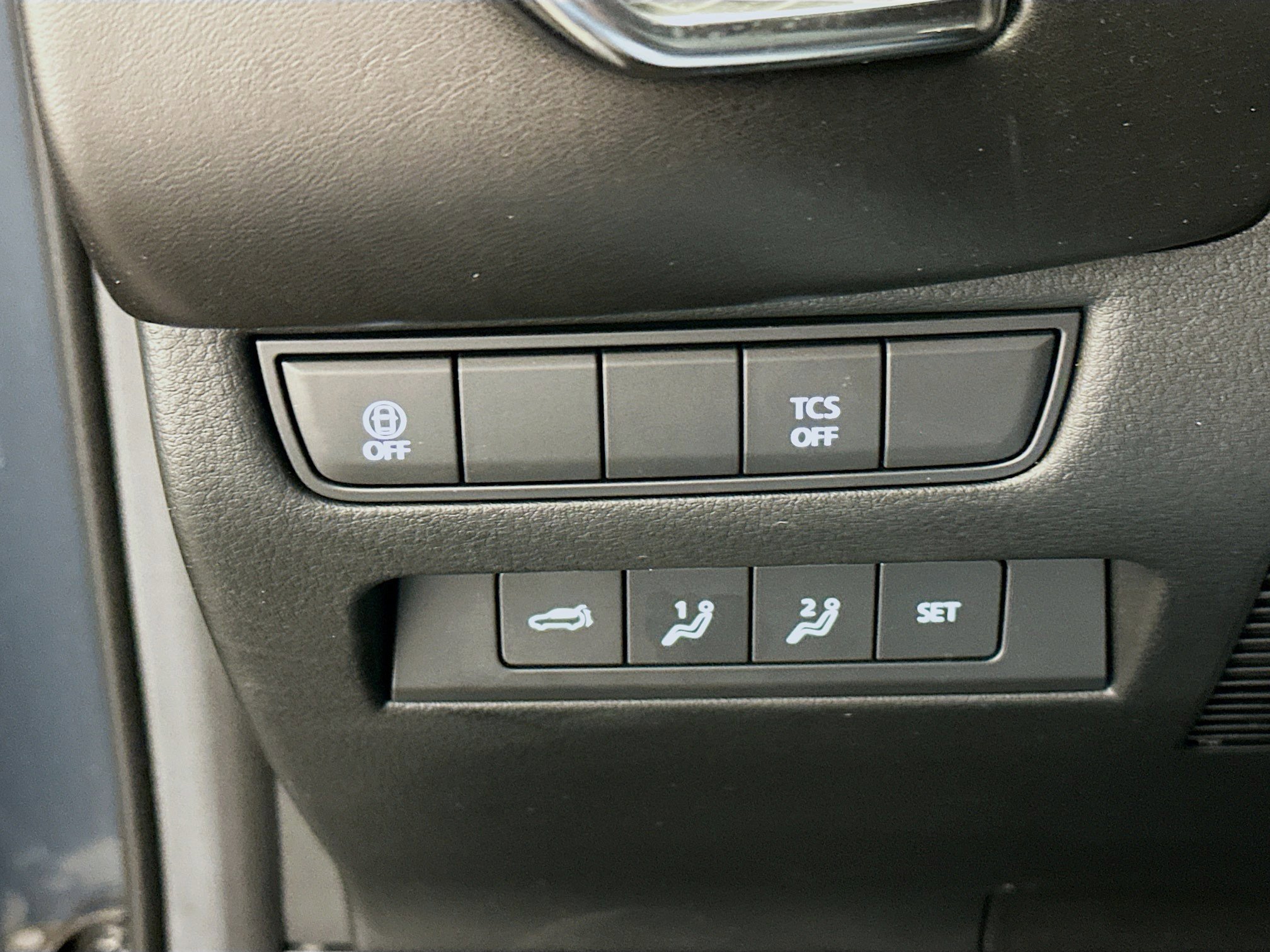 Used 2025 MAZDA CX-50 AWD 2.5 S w/ Premium Plus Pkg image 17