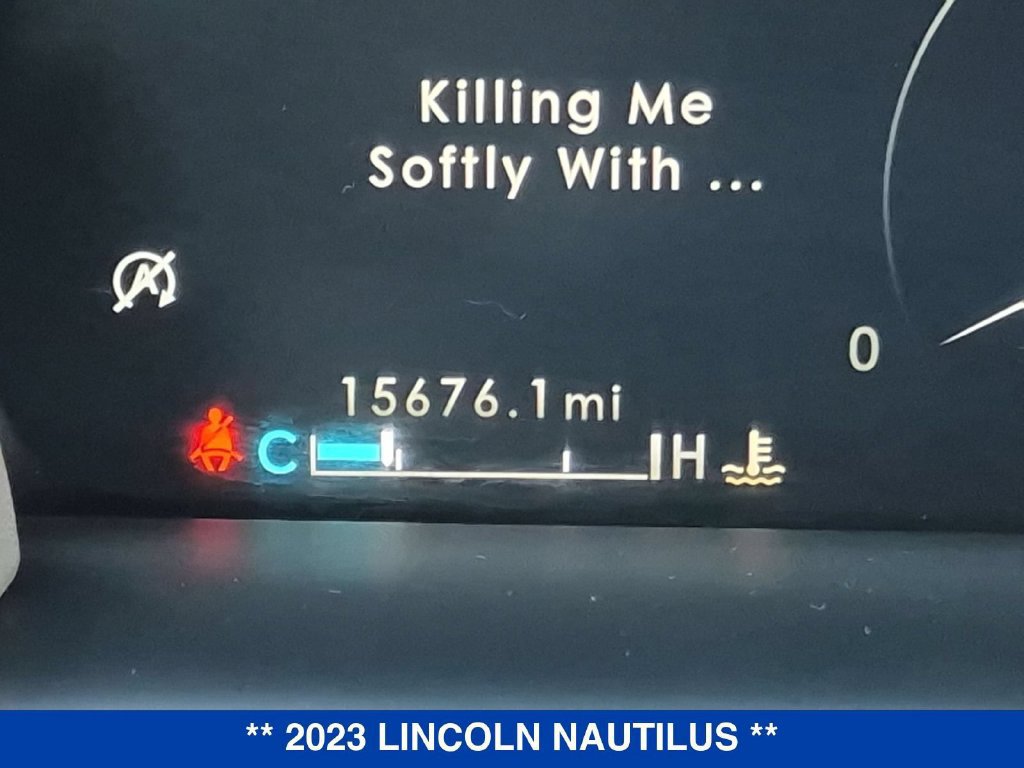 Used 2023 Lincoln Nautilus Reserve w/ Cargo Utility Package AWD/4WD image 24