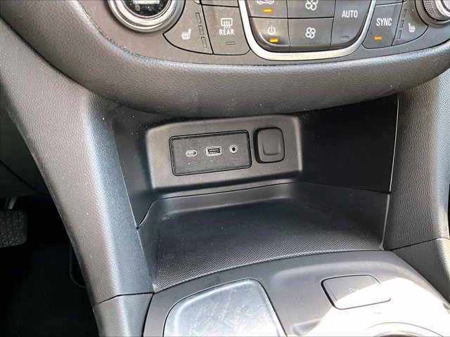 Used 2022 Chevrolet Equinox LT FWD image 26