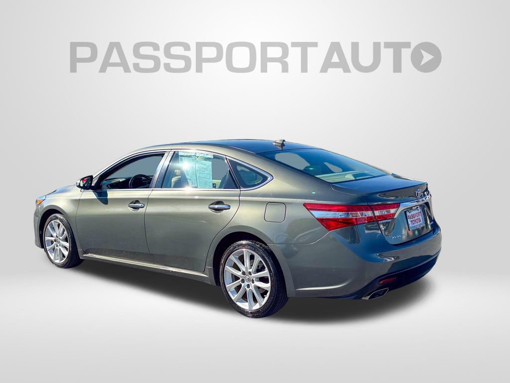 Used 2013 Toyota Avalon Limited FWD image 4
