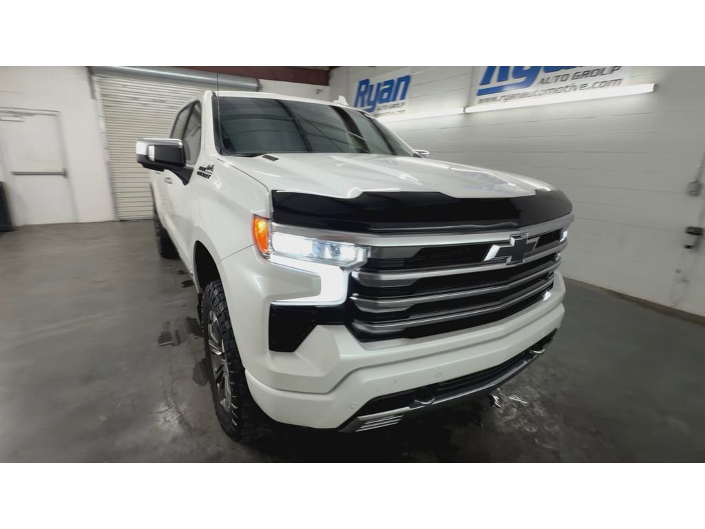 Certified 2024 Chevrolet Silverado 1500 High Country w/ Technology Package image 3