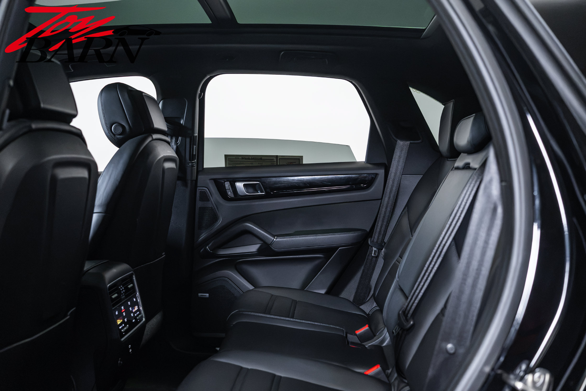 Used 2022 Porsche Cayenne S AWD/4WD image 45