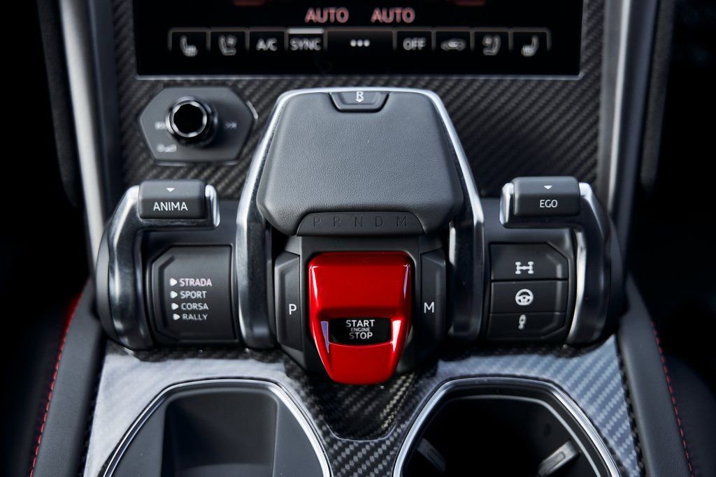 Used 2024 Lamborghini Urus Performante image 79