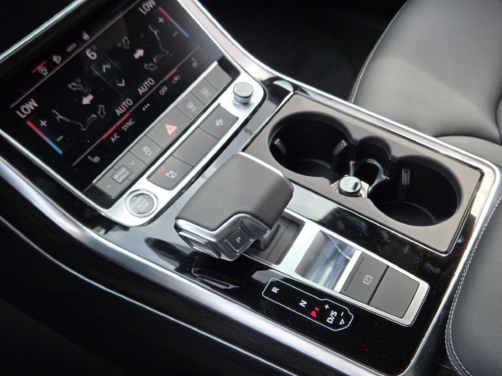 New 2026 Audi Q7 2.0T Premium AWD/4WD image 25