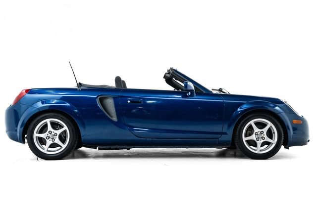 Used 2001 Toyota MR2 RWD image 5