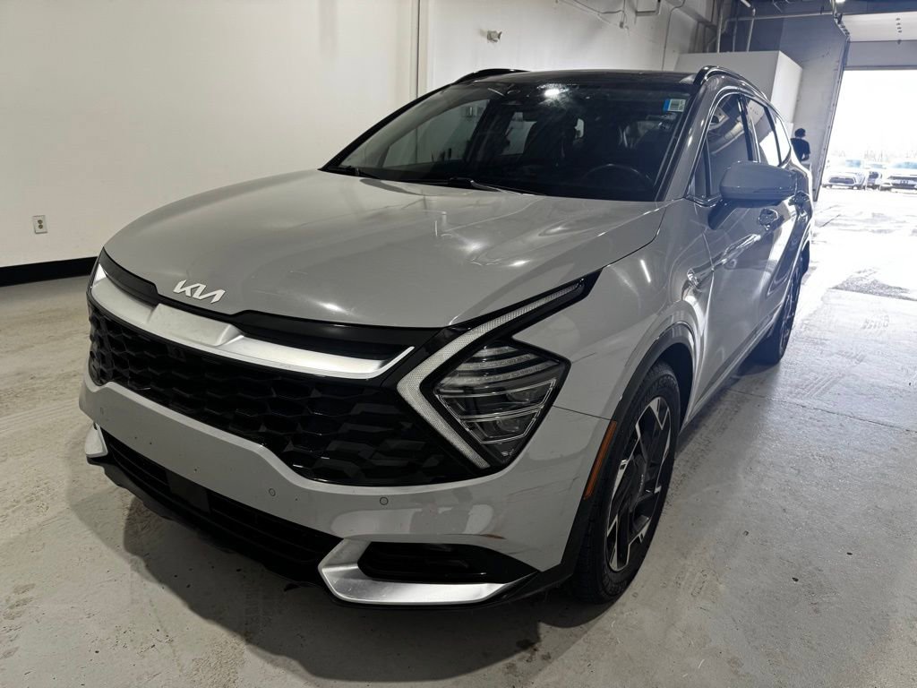 Used 2023 Kia Sportage SX image 2