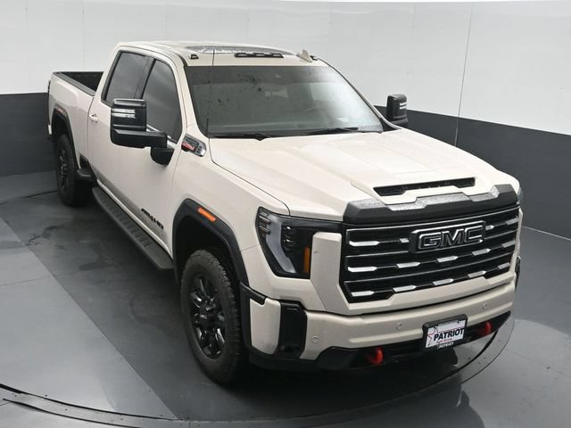 Used 2026 GMC Sierra 2500 AT4 w/ AT4 Premium Plus Package AWD/4WD image 37