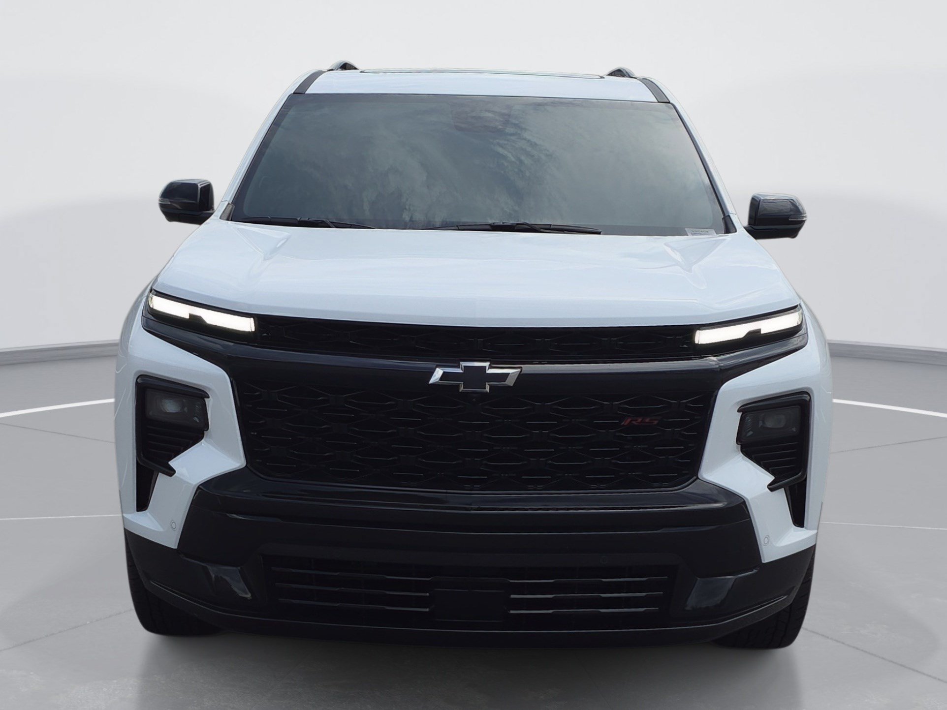 Used 2024 Chevrolet Traverse RS FWD image 8