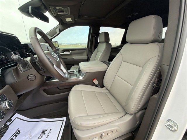 Certified 2025 GMC Sierra 1500 SLT image 18