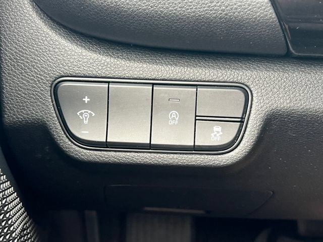 Used 2024 Kia Seltos S FWD image 16