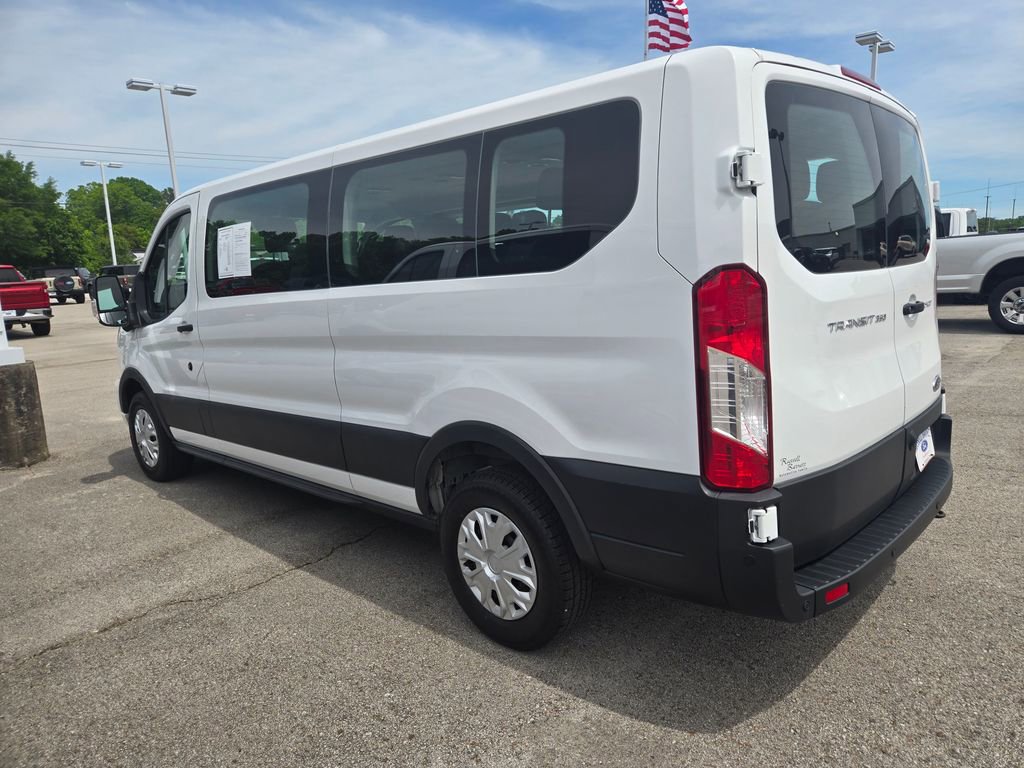 Used 2023 Ford Transit 350 XLT RWD image 3