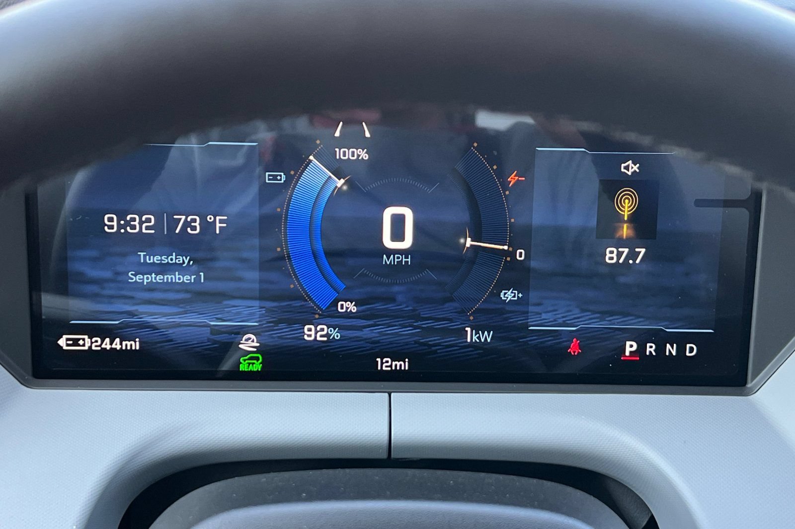 Used 2027 Chevrolet Bolt LT w/ Comfort Package FWD image 31