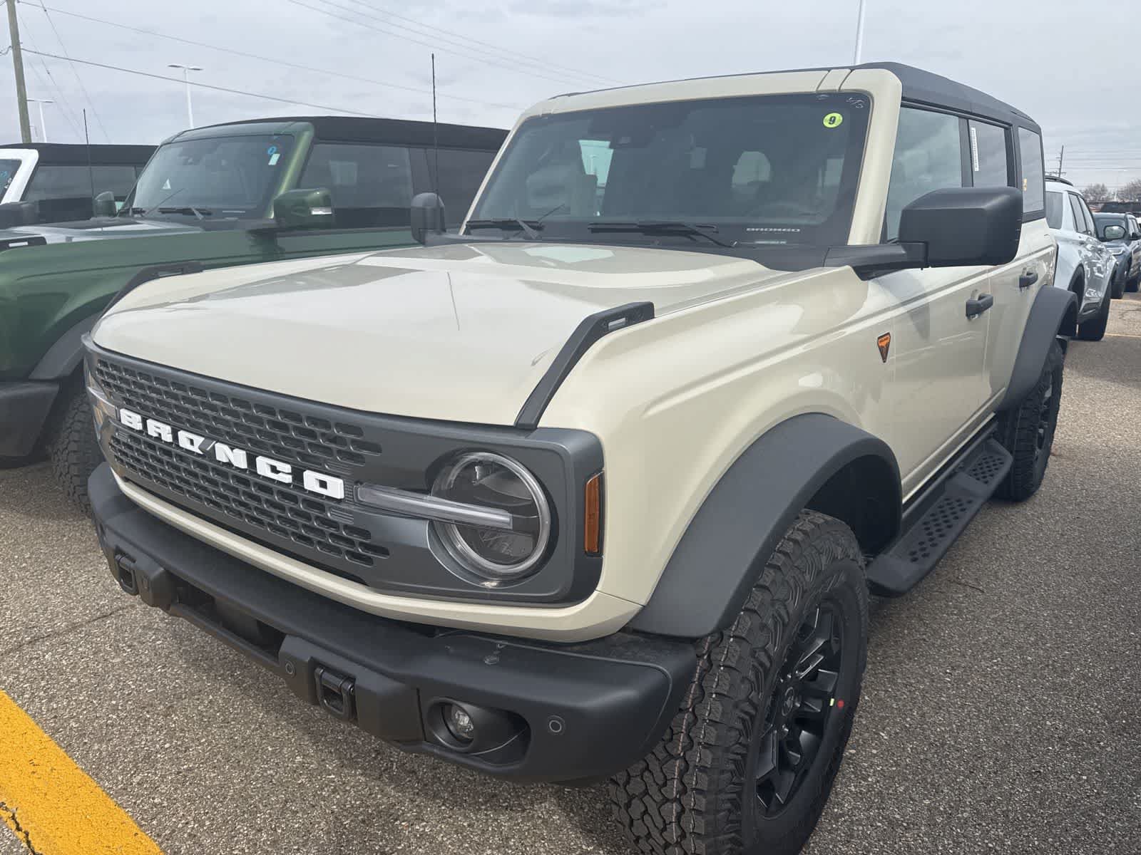 New 2026 Ford Bronco Badlands AWD/4WD image 1