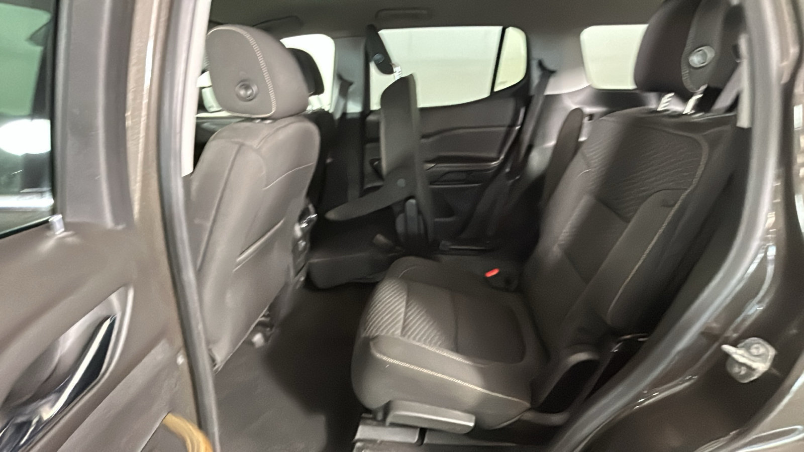 Used 2019 GMC Acadia SLE w/ Driver Alert Package I AWD/4WD image 33