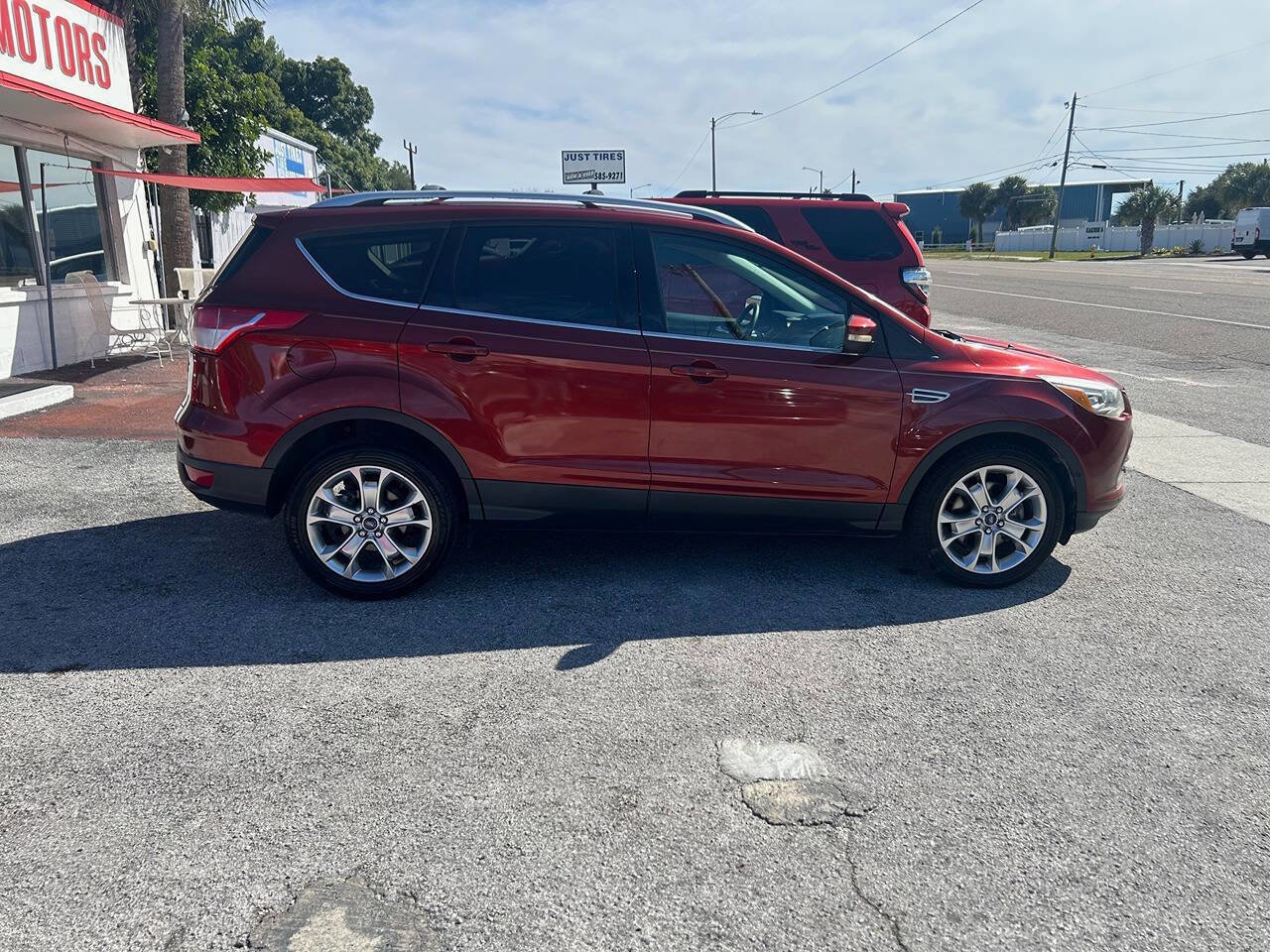 Used 2014 Ford Escape Titanium w/ Equipment Group 401A image 8