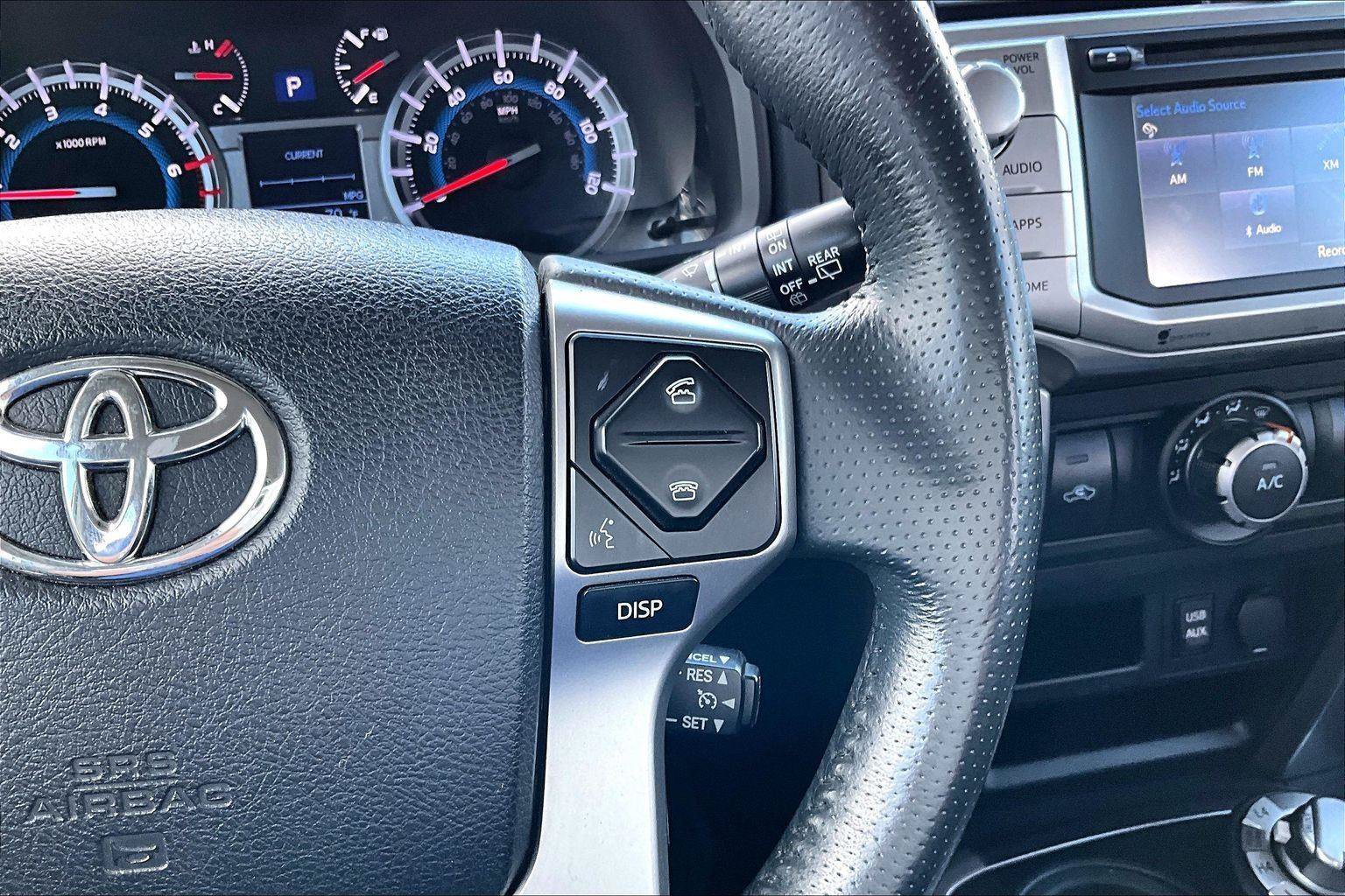 Used 2018 Toyota 4Runner SR5 AWD/4WD image 20