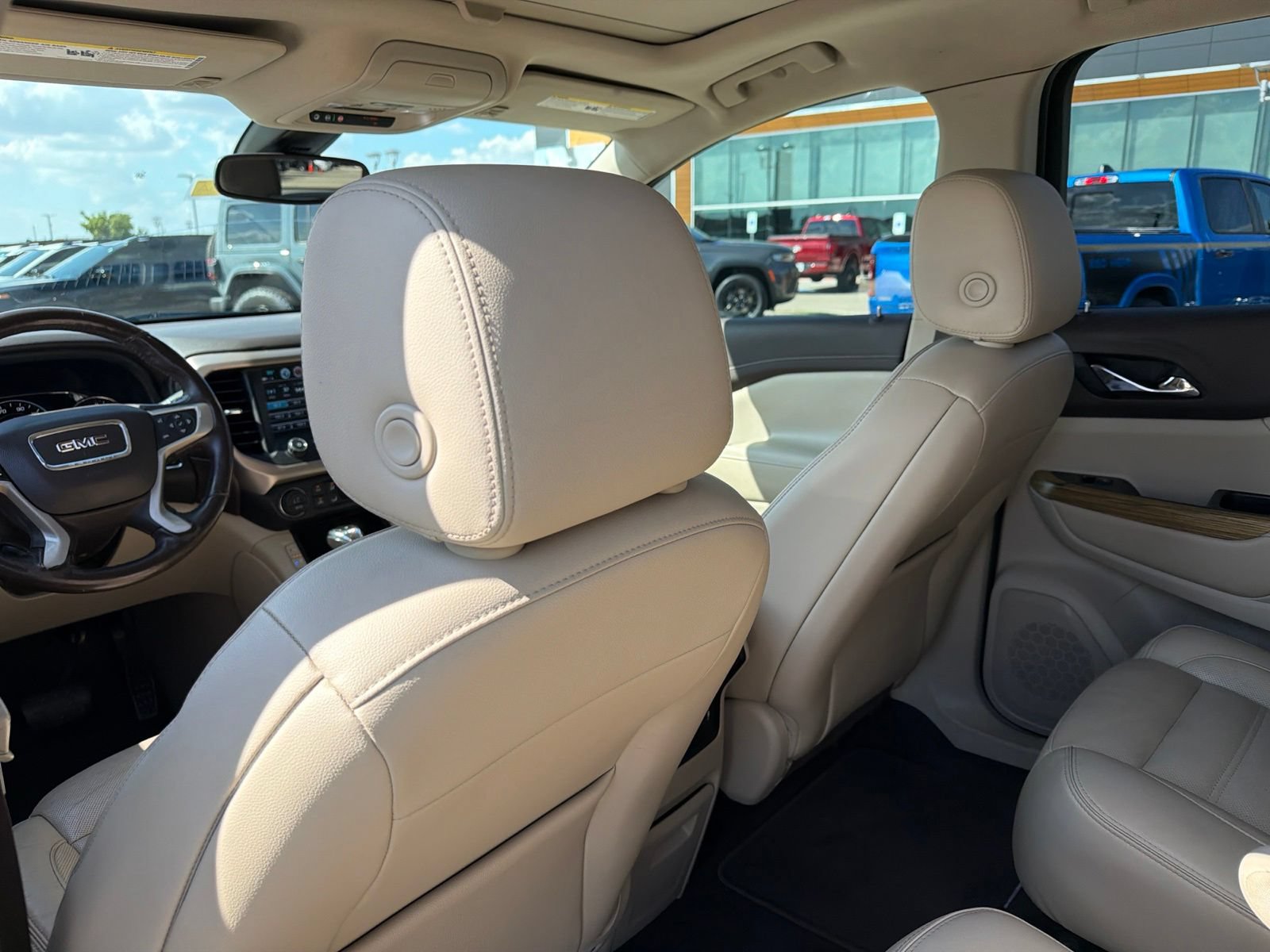 Used 2019 GMC Acadia Denali FWD image 17