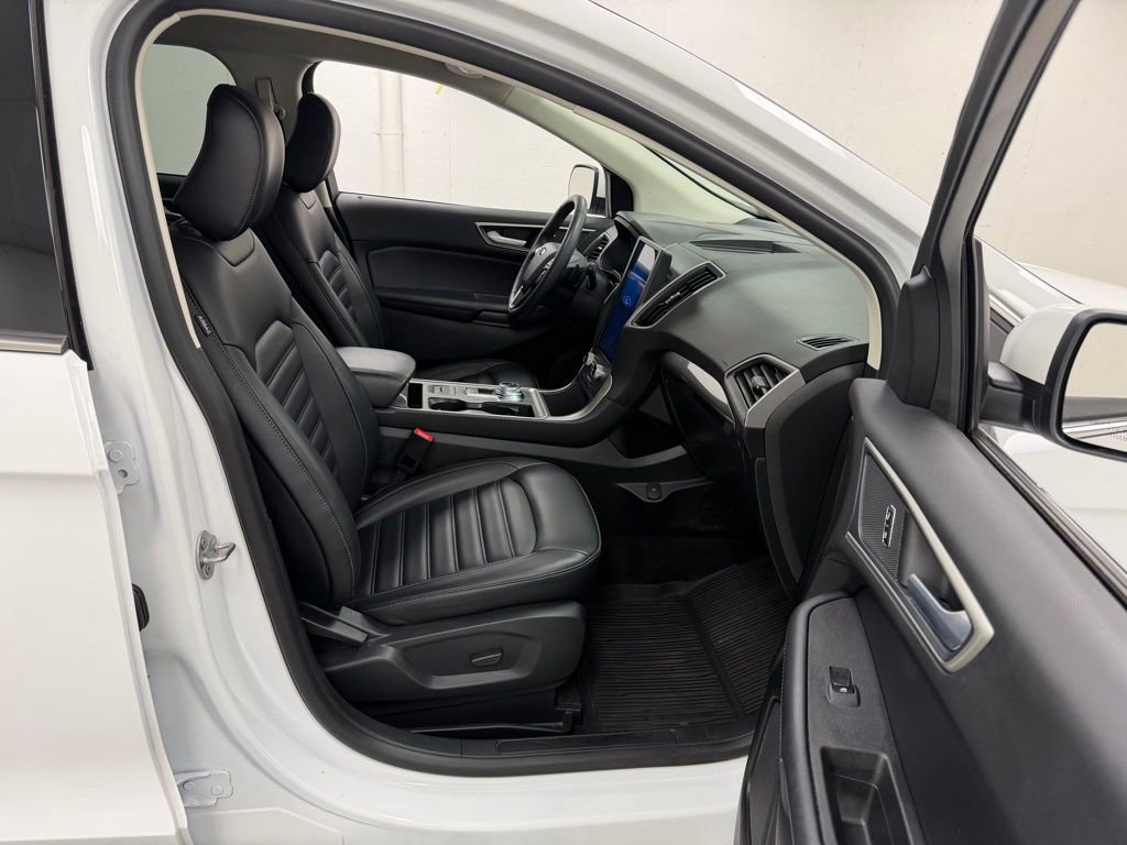 Used 2024 Ford Edge SEL w/ Convenience Package AWD/4WD image 10