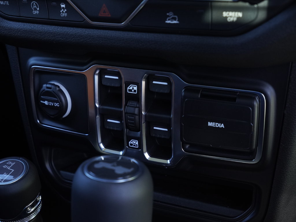 New 2026 Jeep Wrangler Unlimited Sport AWD/4WD image 20