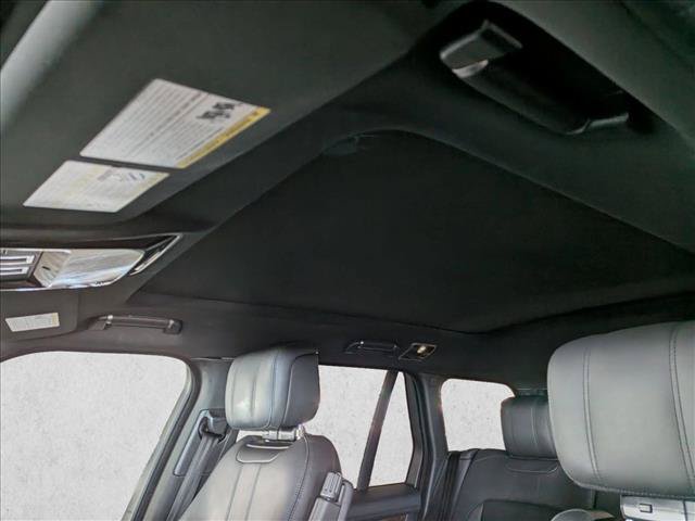 Used 2018 Land Rover Range Rover HSE AWD/4WD image 17
