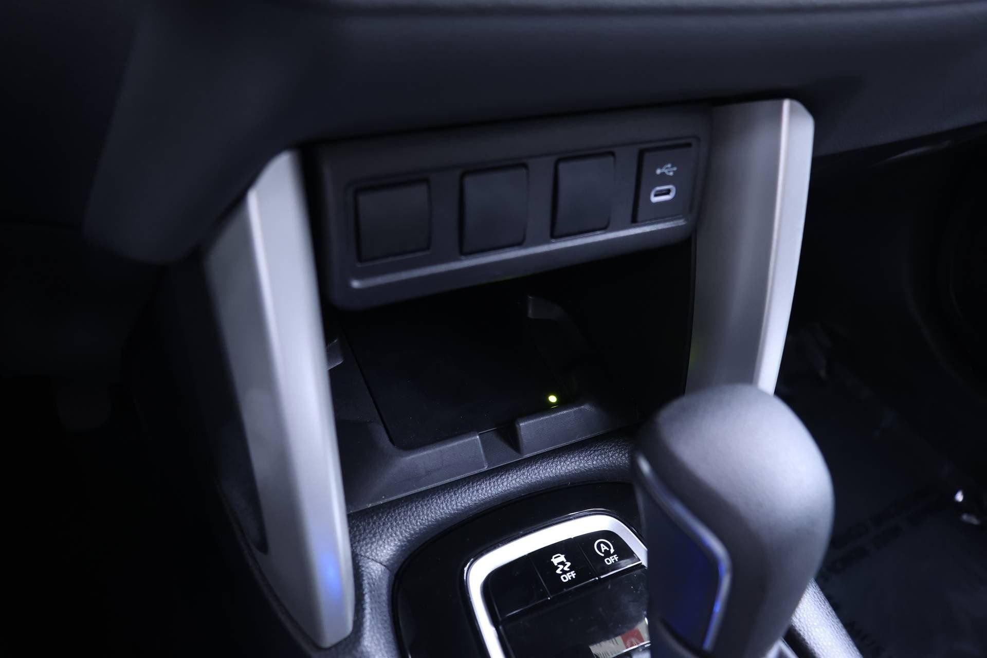 Certified 2025 Toyota Corolla Cross LE image 6