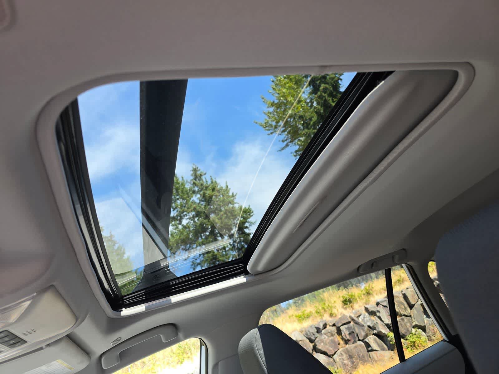 Used 2025 Toyota RAV4 XLE w/ Convenience Package AWD/4WD image 21