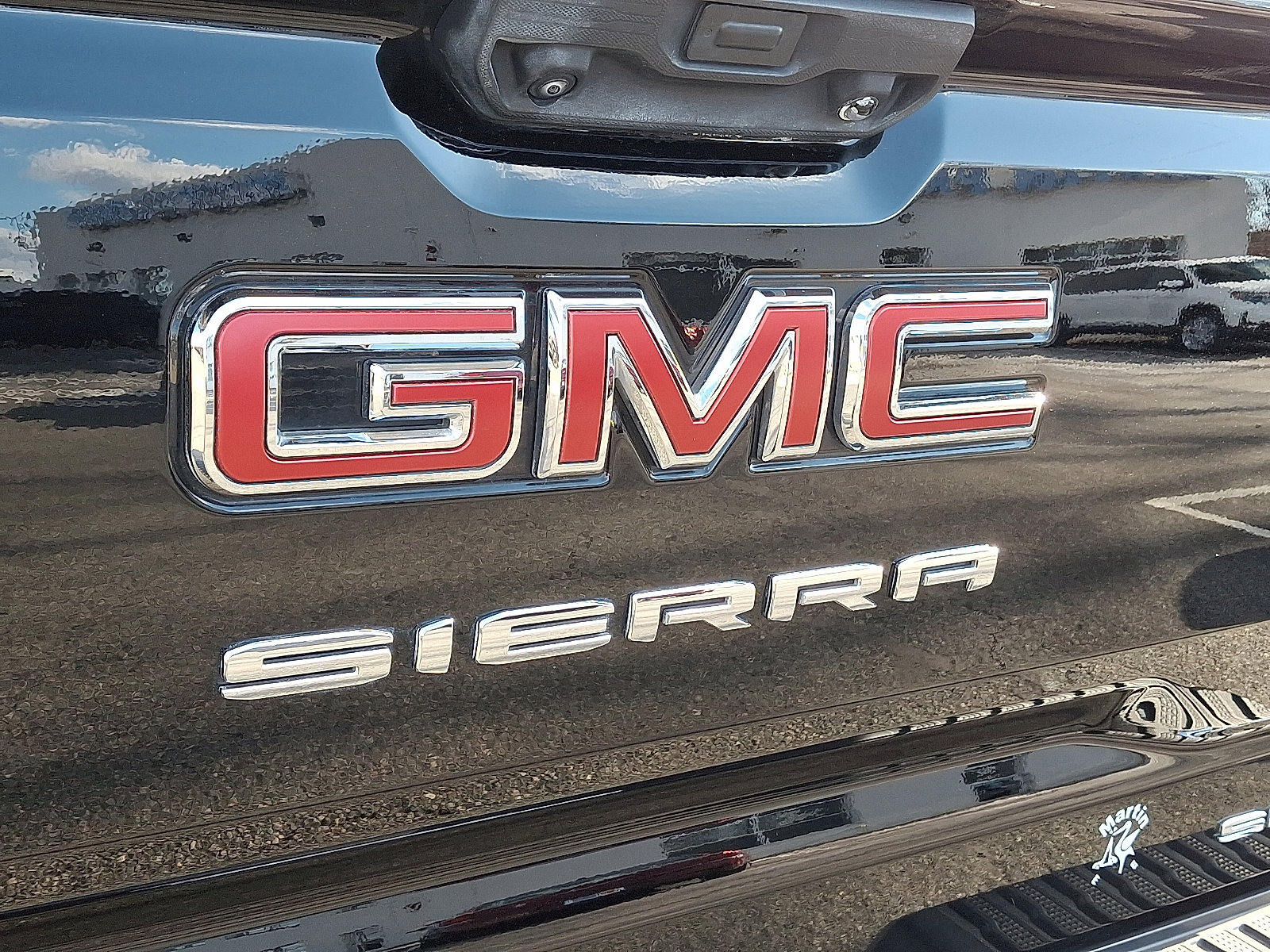 Used 2023 GMC Sierra 1500 SLE image 20