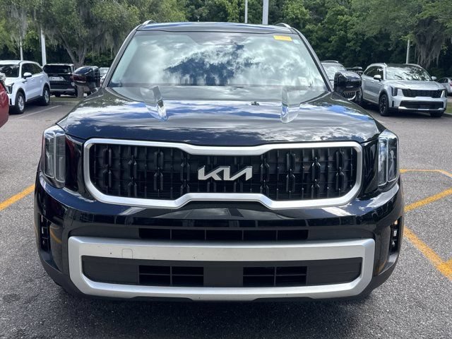 Used 2025 Kia Telluride EX FWD image 2