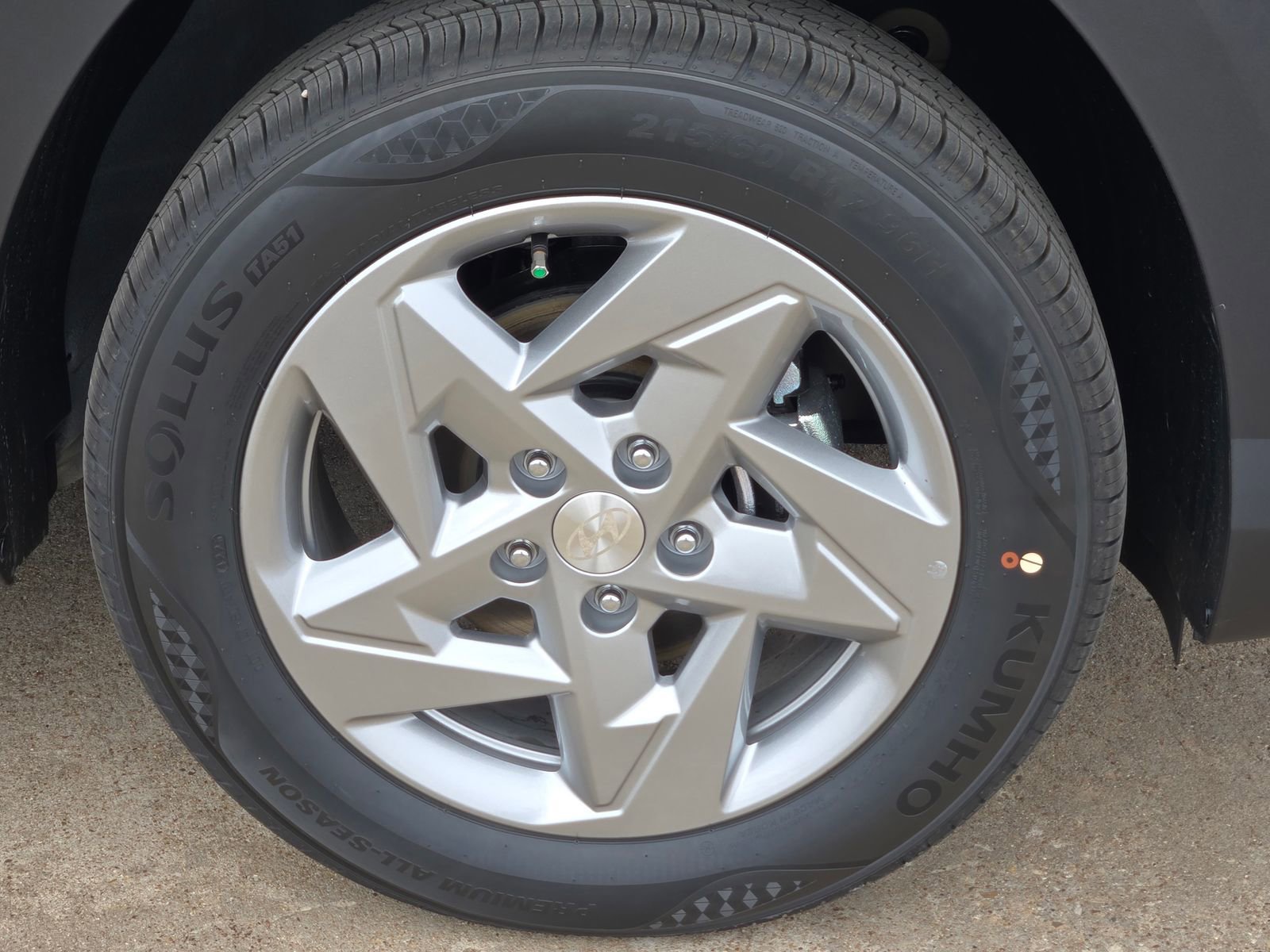 New 2026 Hyundai Kona SE FWD image 7