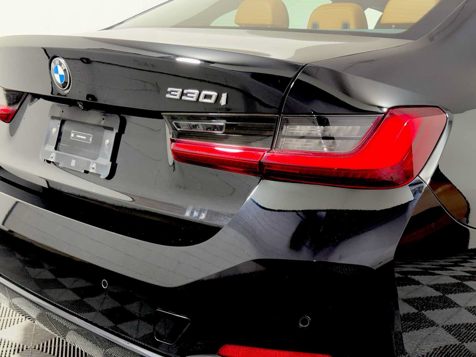 Used 2024 BMW 330i xDrive Sedan w/ Premium Package AWD/4WD image 28