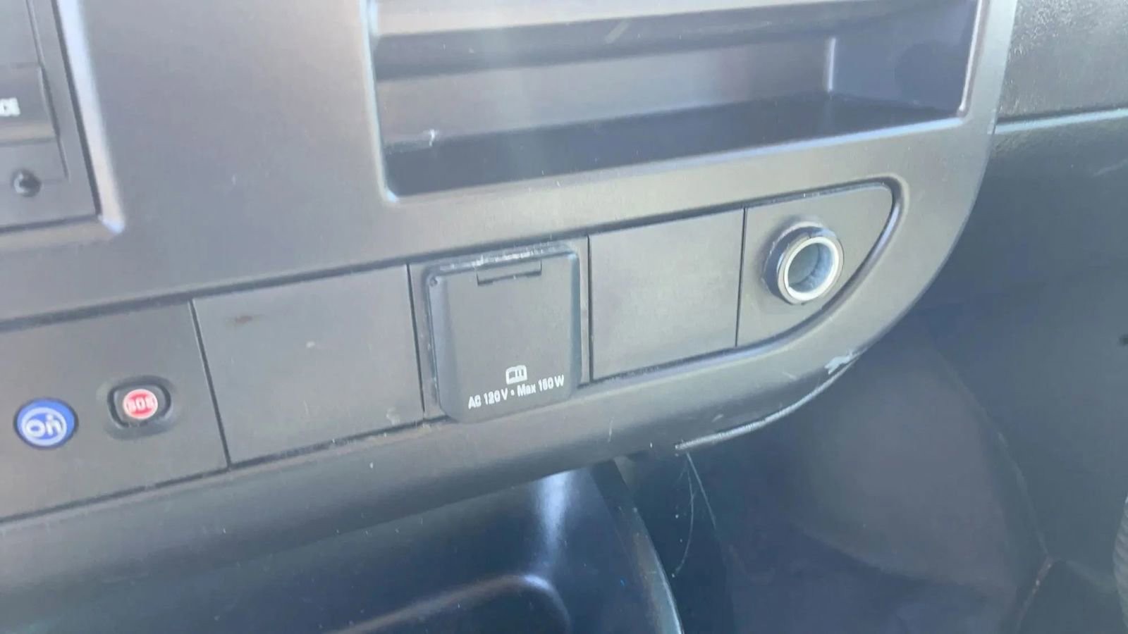 Used 2021 Chevrolet Express 2500 w/ Driver Convenience Package RWD image 15