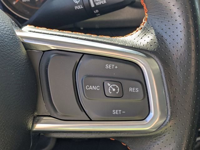 Used 2023 Jeep Gladiator Mojave w/ LED Lighting Group AWD/4WD image 18