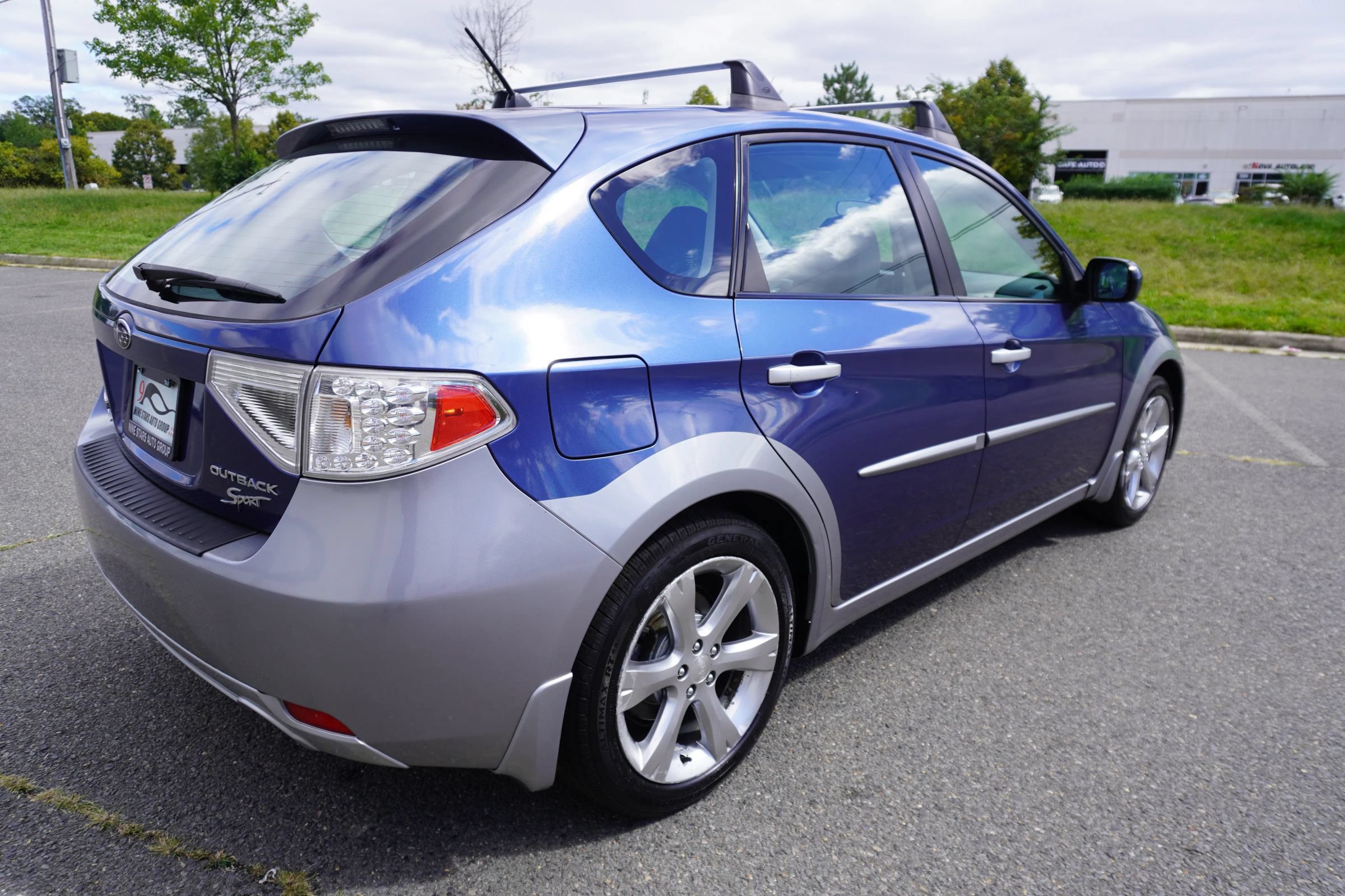 Used 2011 Subaru Impreza Outback Sport AWD/4WD image 7
