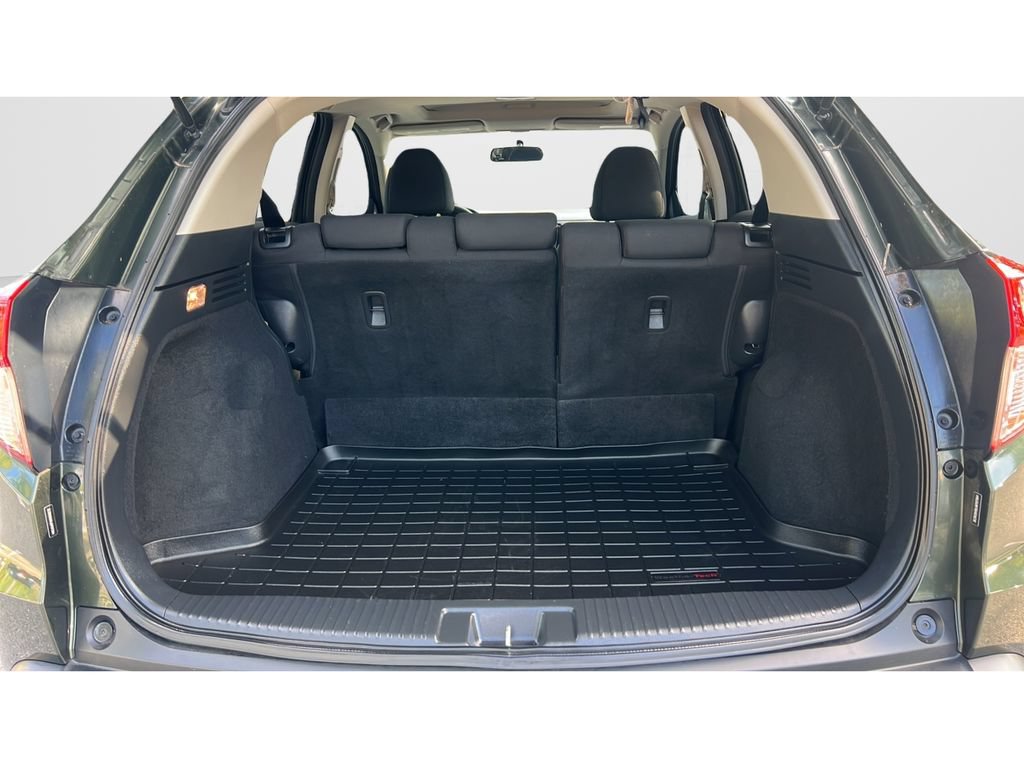 Used 2018 Honda HR-V EX image 9