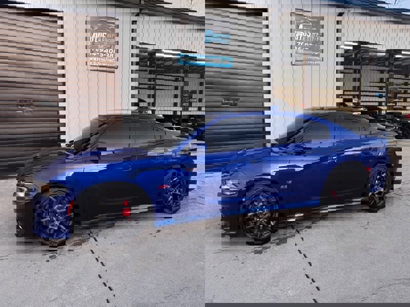 Used 2019 Dodge Charger Scat Pack w/ Technology Group image 2