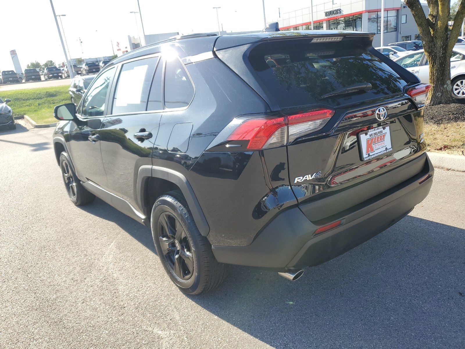 Certified 2025 Toyota RAV4 XLE AWD/4WD image 3