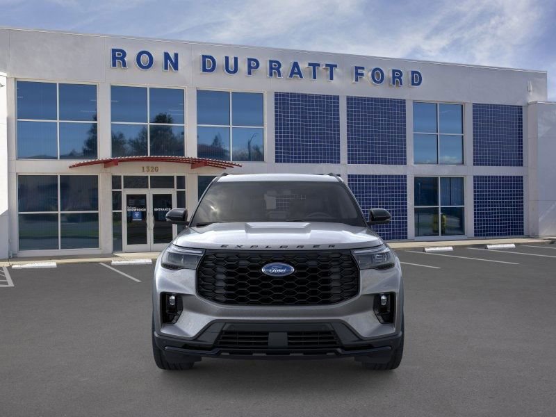 New 2026 Ford Explorer ST-Line w/ ST-Line Street Pack AWD/4WD image 7