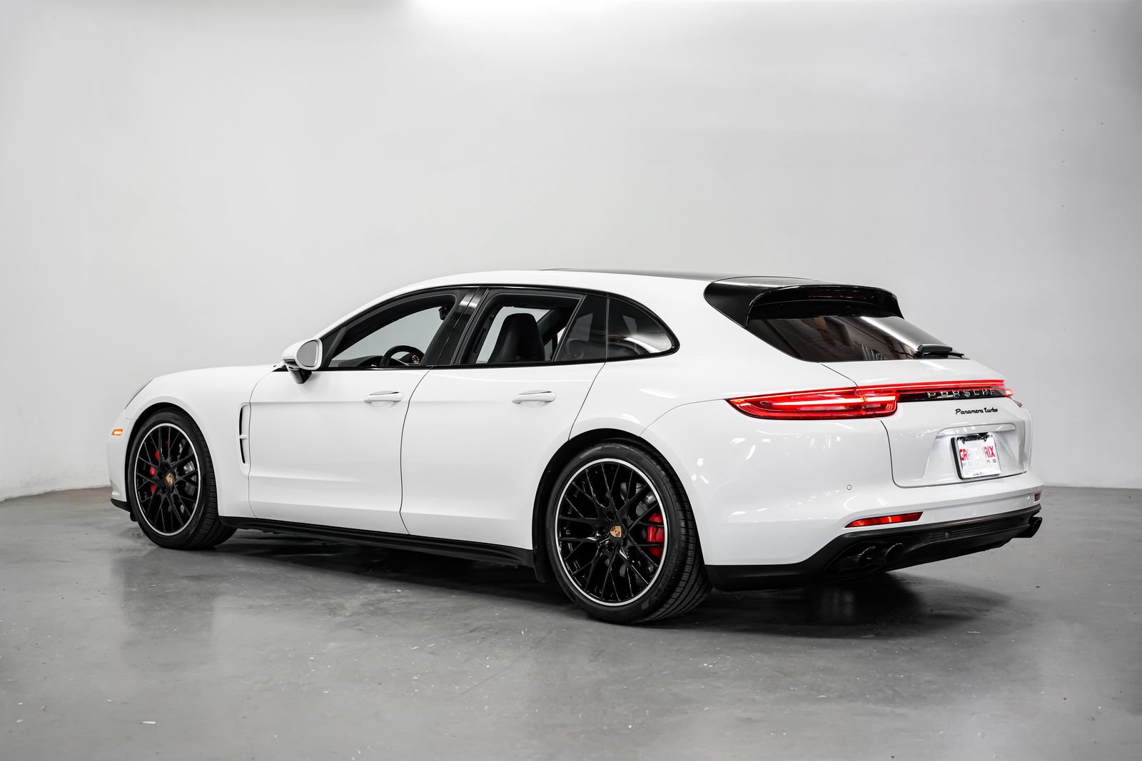 Used 2018 Porsche Panamera Turbo Sport Turismo AWD/4WD image 8