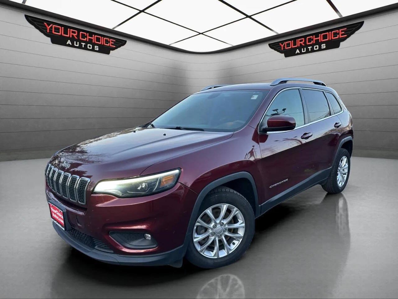 Used 2019 Jeep Cherokee Latitude w/ Popular Appearance Group FWD image 1