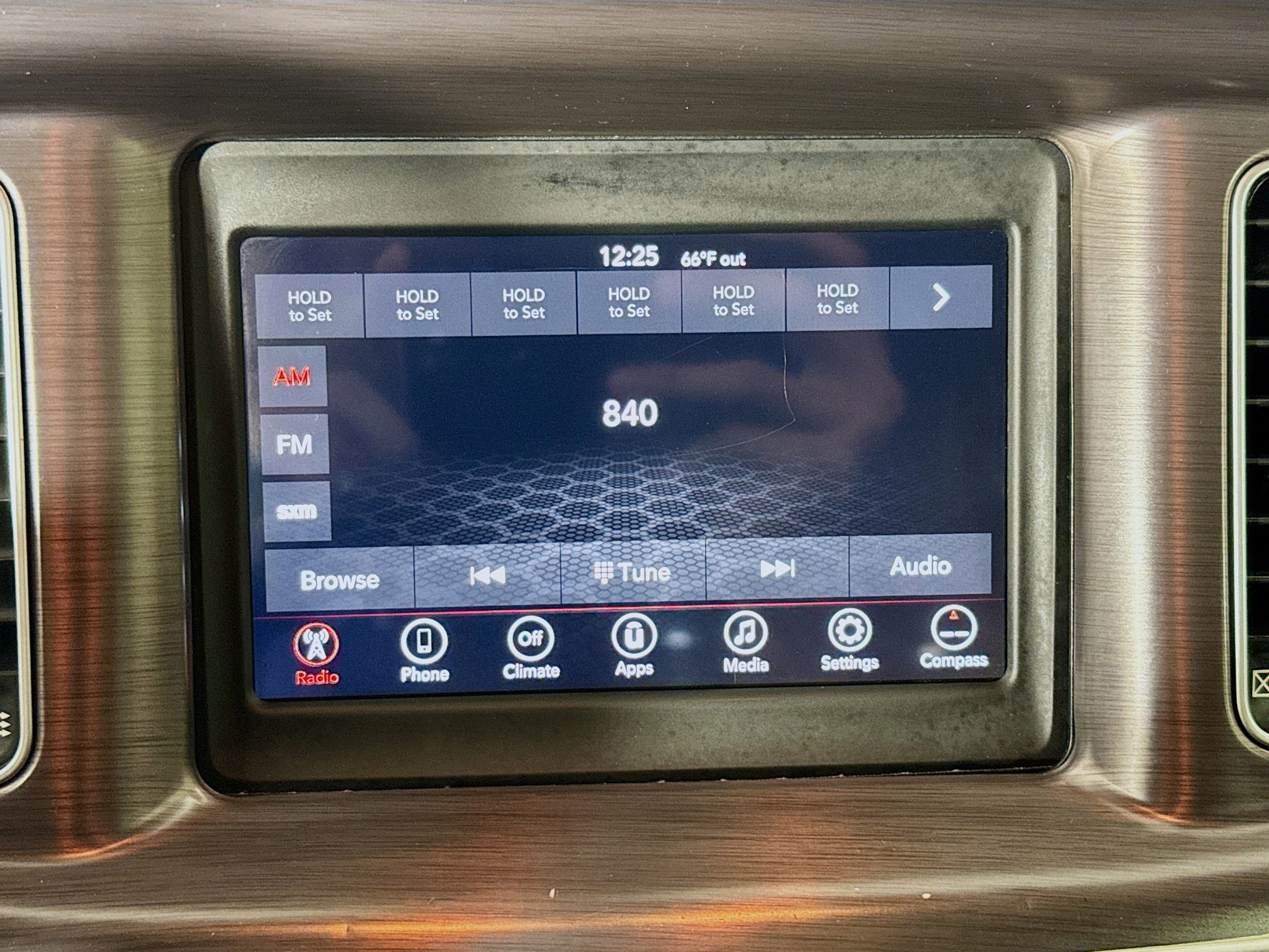 Used 2018 Dodge Charger SXT image 17