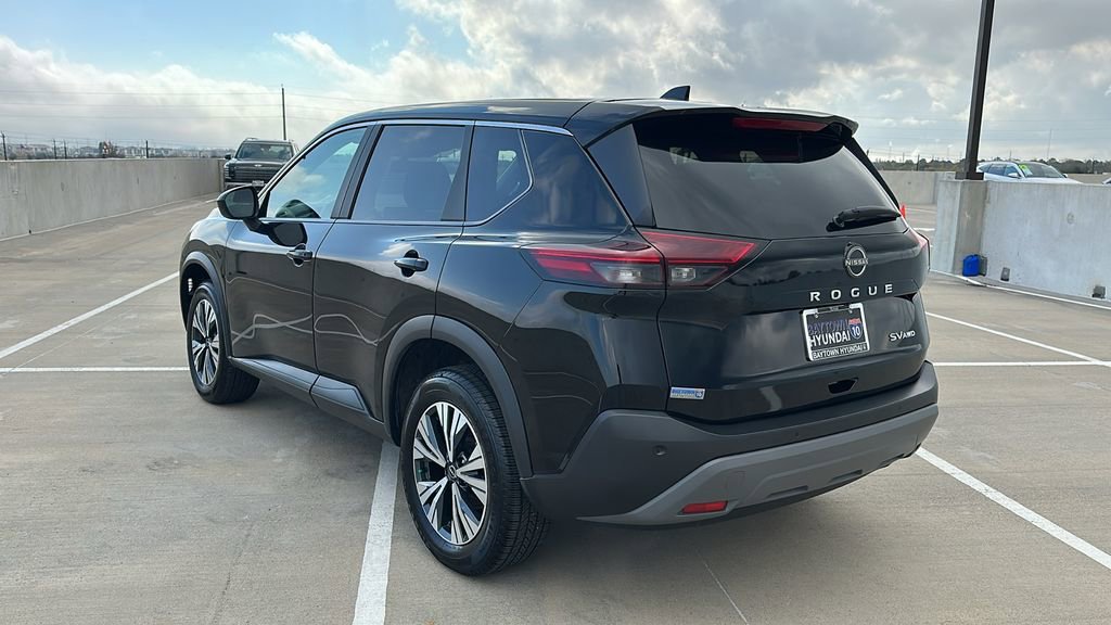 Used 2023 Nissan Rogue SV image 10