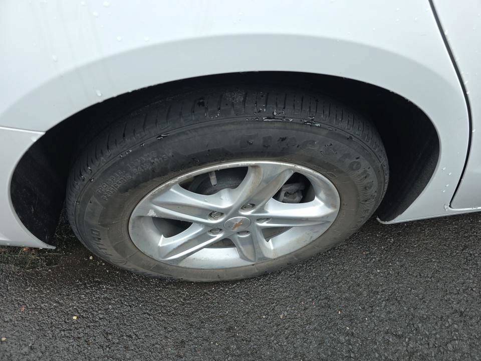 Used 2024 Chevrolet Malibu LT FWD image 10
