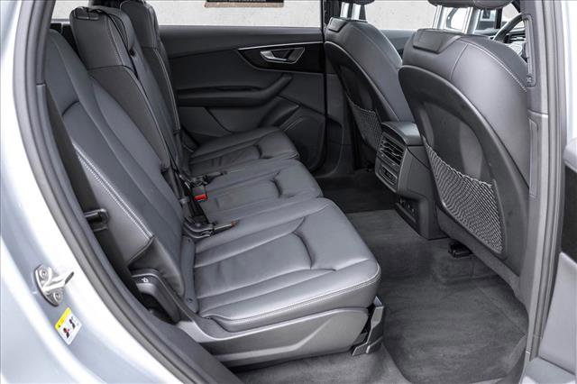 Certified 2025 Audi Q7 3.0T Premium w/ Convenience Package image 25