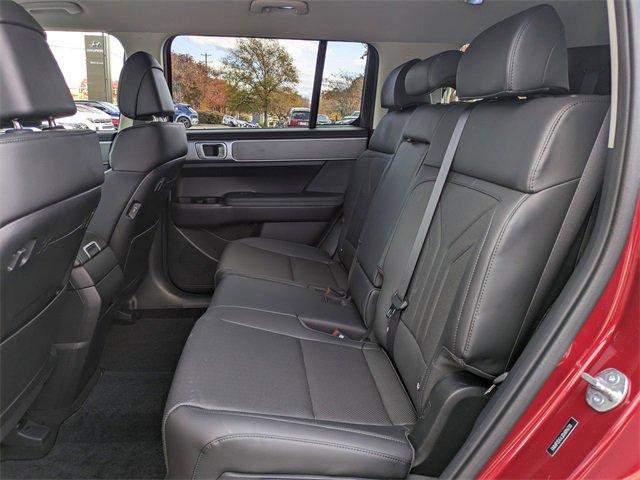 Used 2025 Hyundai Santa Fe SEL image 14