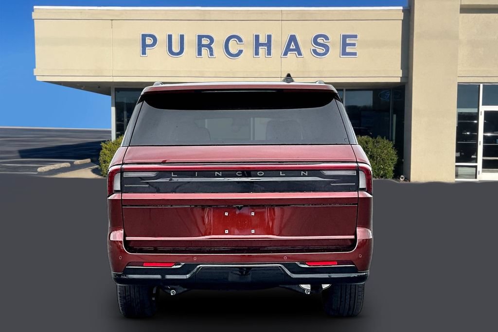 New 2027 Lincoln Navigator L Reserve w/ Jet Appearance Package AWD/4WD image 4