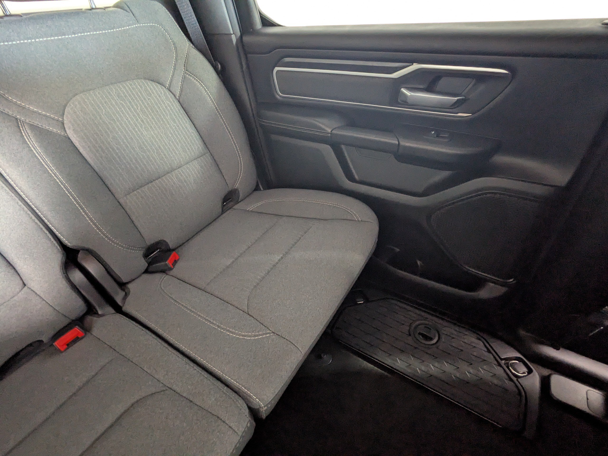 Used 2022 RAM 1500 Big Horn RWD image 16